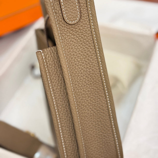 HM 26S EVELYNE BAG 23MM IN LIGHT BROWN GRAINED CALFSKIN