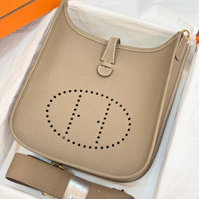 HM 26S EVELYNE BAG 23MM IN LIGHT BROWN GRAINED CALFSKIN