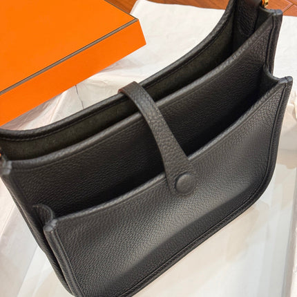HM 26S EVELYNE BAG 23MM IN BLACK GRAINED CALFSKIN