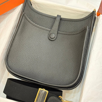 HM 26S EVELYNE BAG 23MM IN BLACK GRAINED CALFSKIN