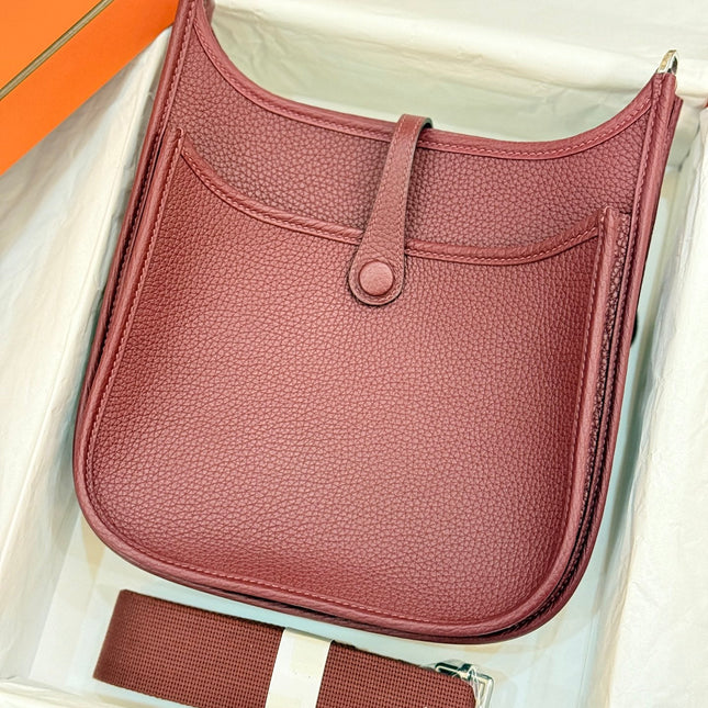 HM 26S EVELYNE BAG 23MM IN WINE RED GRAINED CALFSKIN