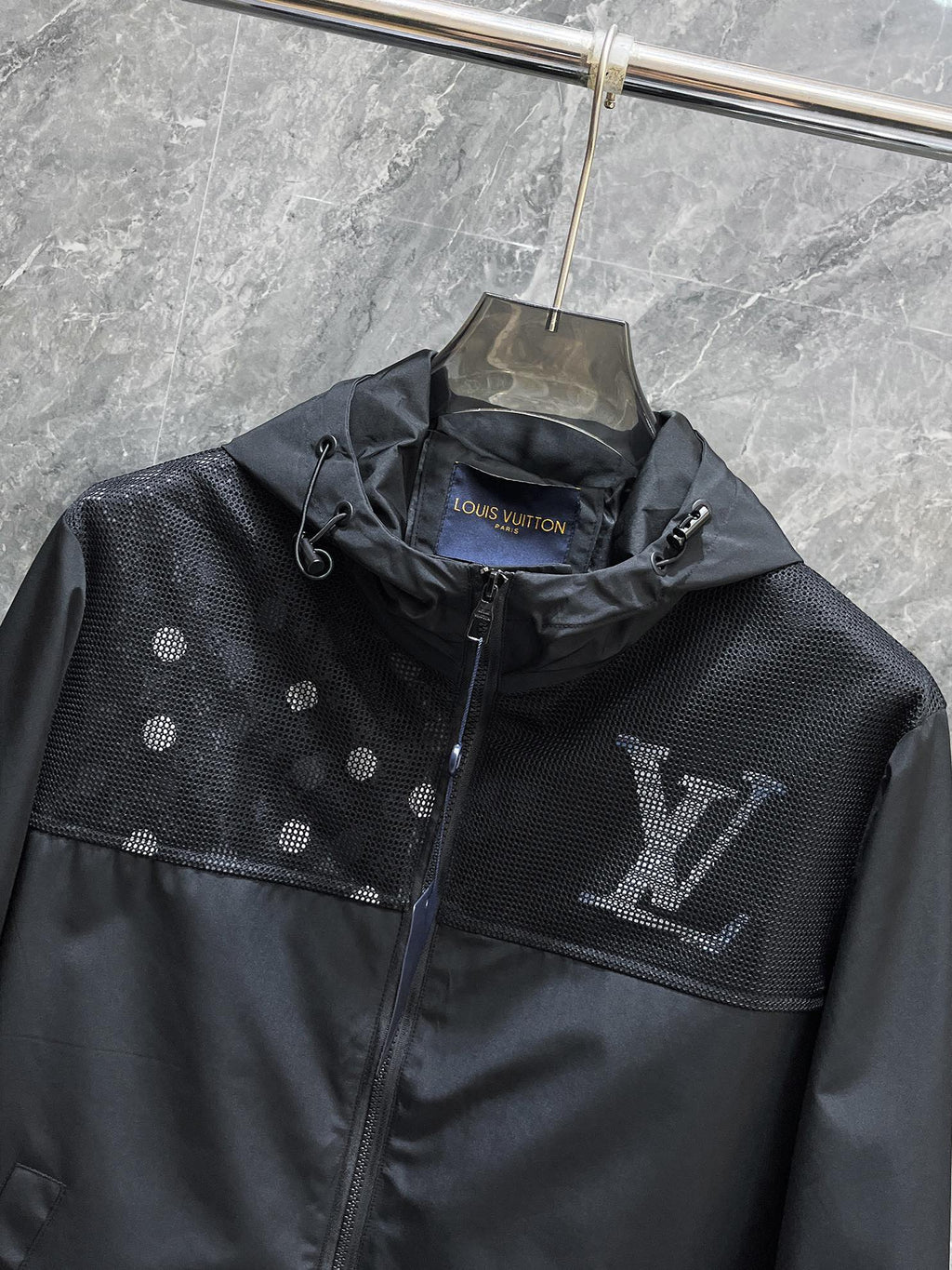 LV BLACK JACKET 239561