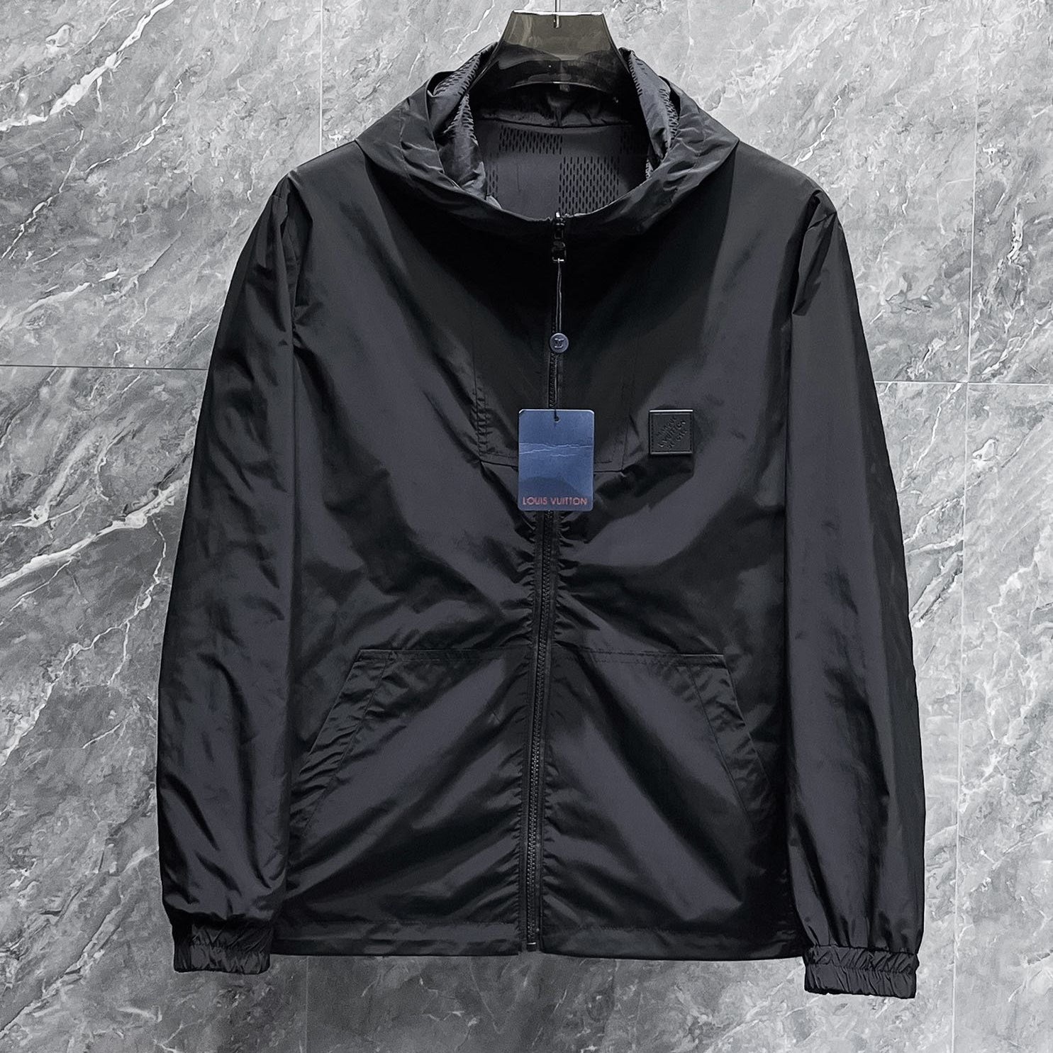 LV BLACK DAMIER JACKET 239564