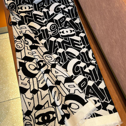 LETTER LOGO 178 CM SCARF IN BLACK MIX WHITE SHEEP WOOL AND SILK  393103