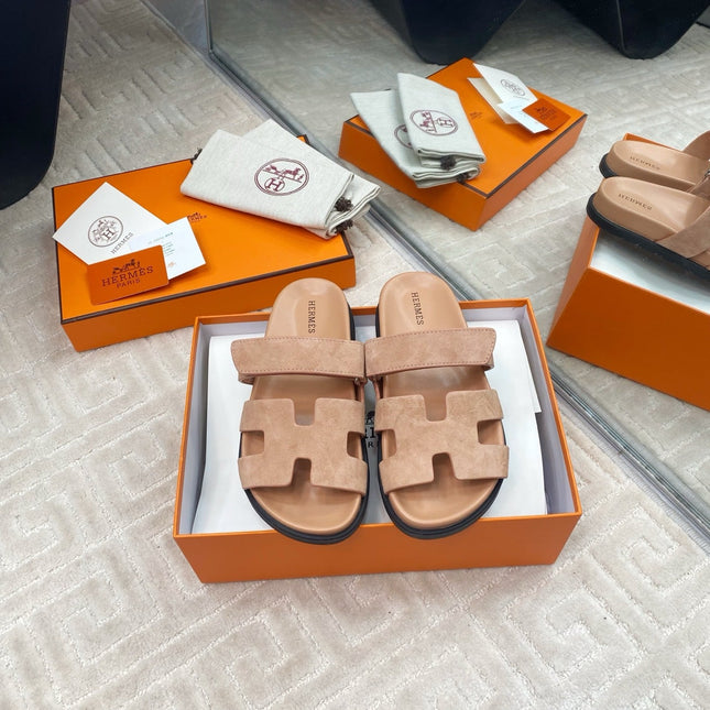 HM CHYPRE SANDALS IN DARK BEIGE SUEDE