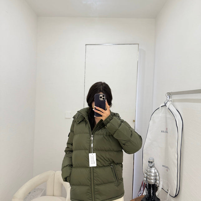 MONCLER 25S SHORT HOODED PUFFER JACKET 325
