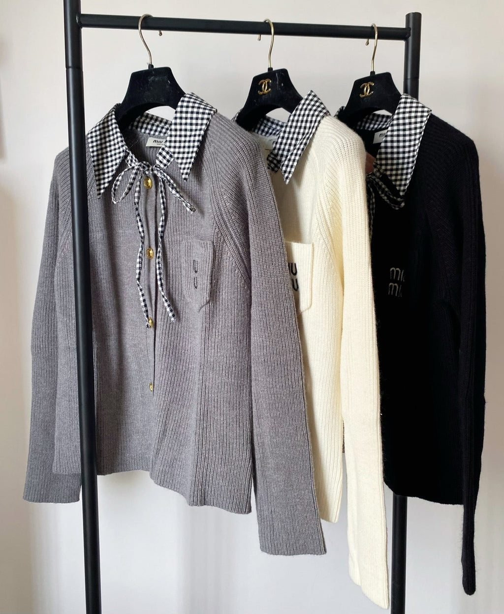 MIUMIU CARDIGAN STYLE 305