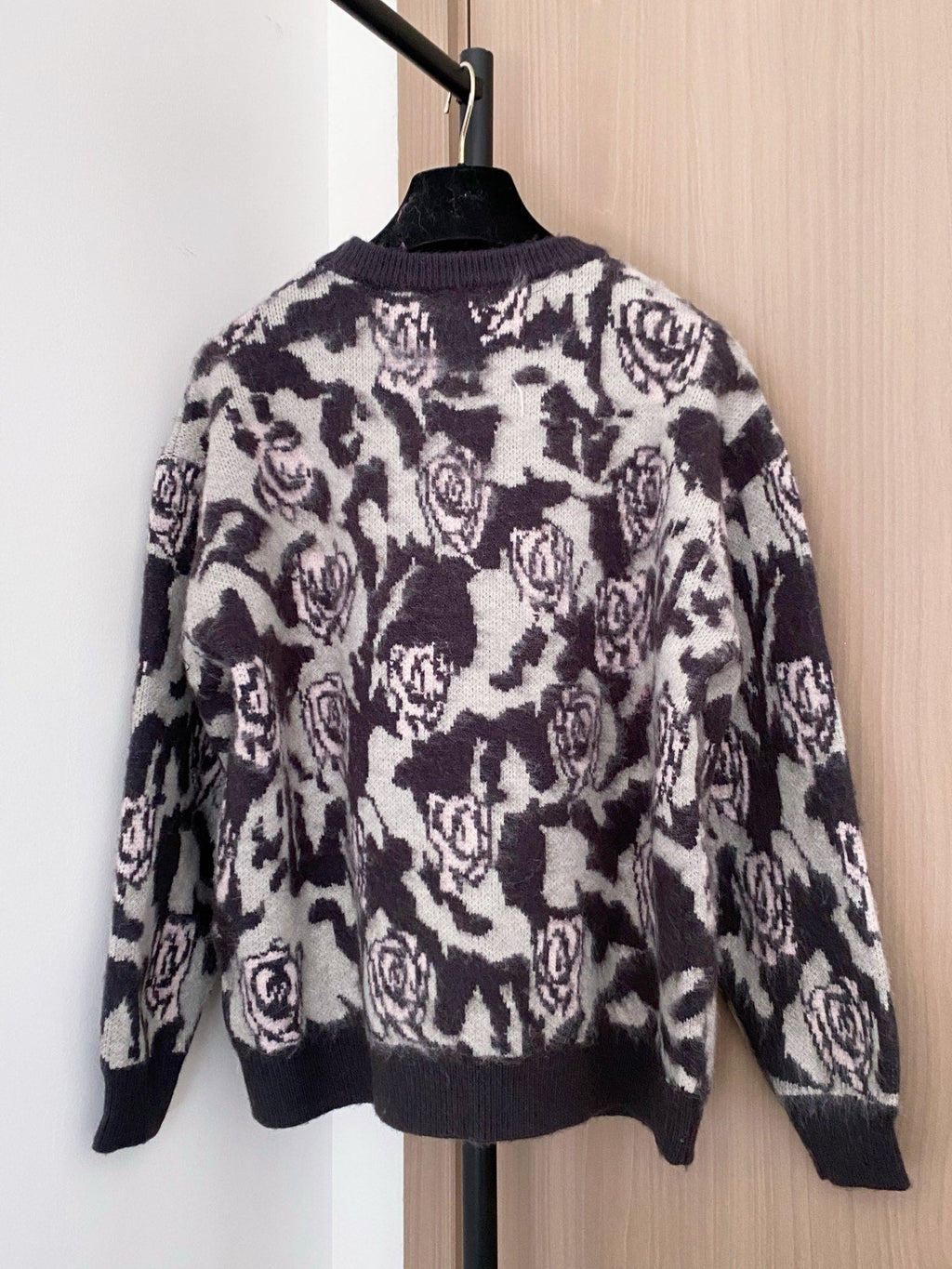 CHANEL 26S CREW NECK SWEATER 785