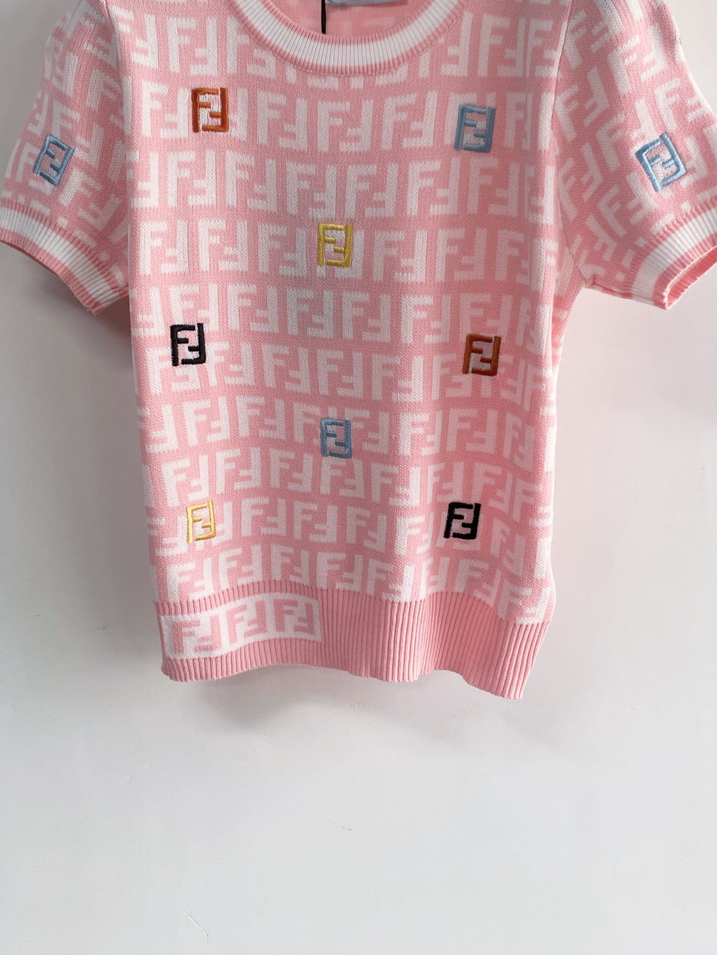 FENDI 26S SHORT SLEEVE KNIT TOP 162
