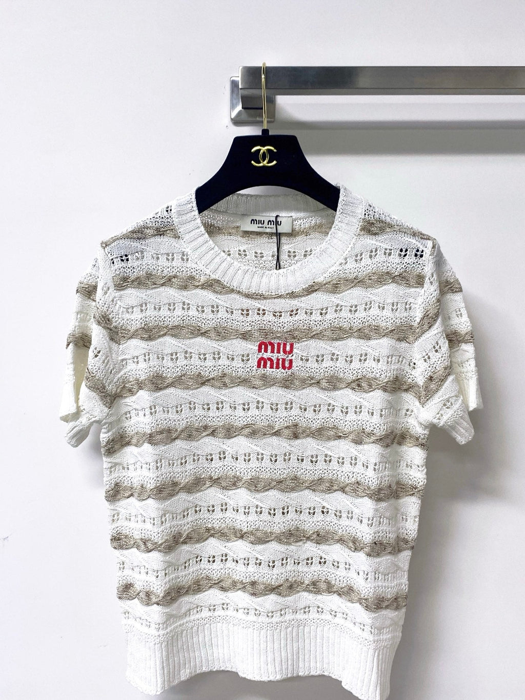 MIUMIU 26S SHORT-SLEEVED SWEATER STYLE 1045