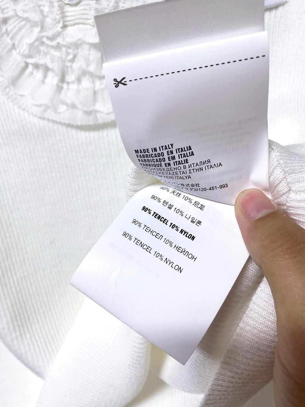 MIUMIU 26S SLEEVELESS POLO TOP STYLE 1050