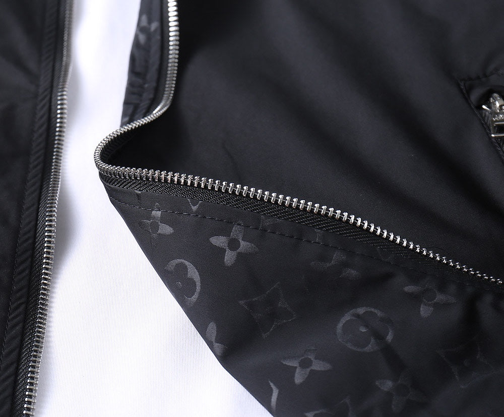 LV BLACK DOUBLE-SIDED JACKET 239168