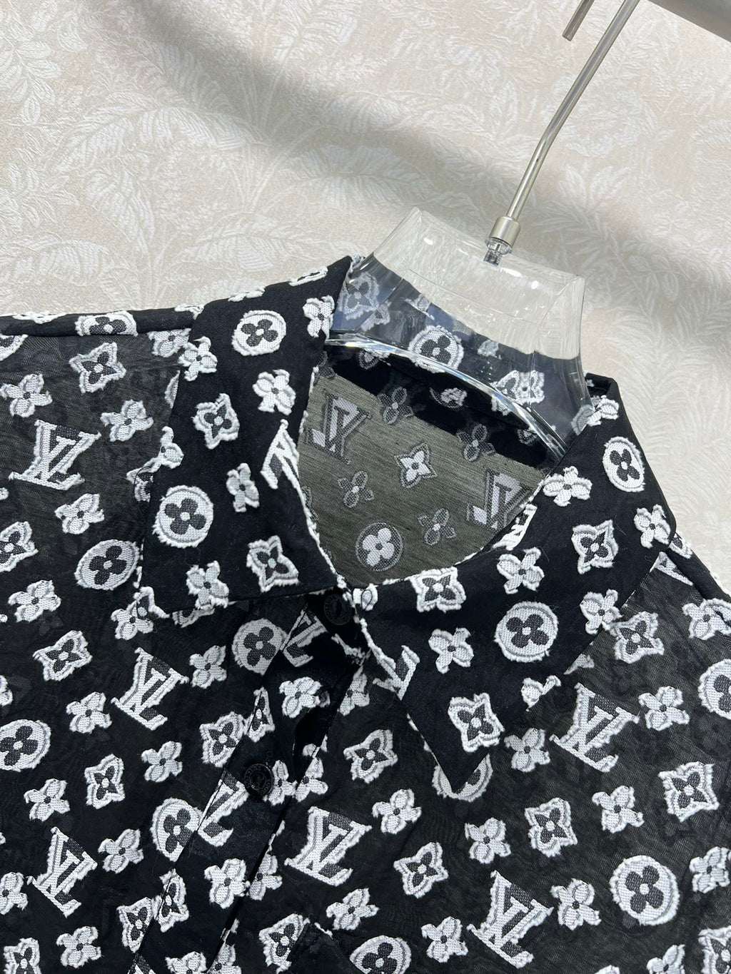 LV SLEEVELESS TOP WITH SCALLOPED LACE HEM 263195