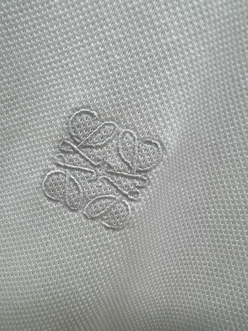 LOEWE OVERSIZED CROPPED POLO SHIRT WITH EMBROIDERED LOGO IN WHITE