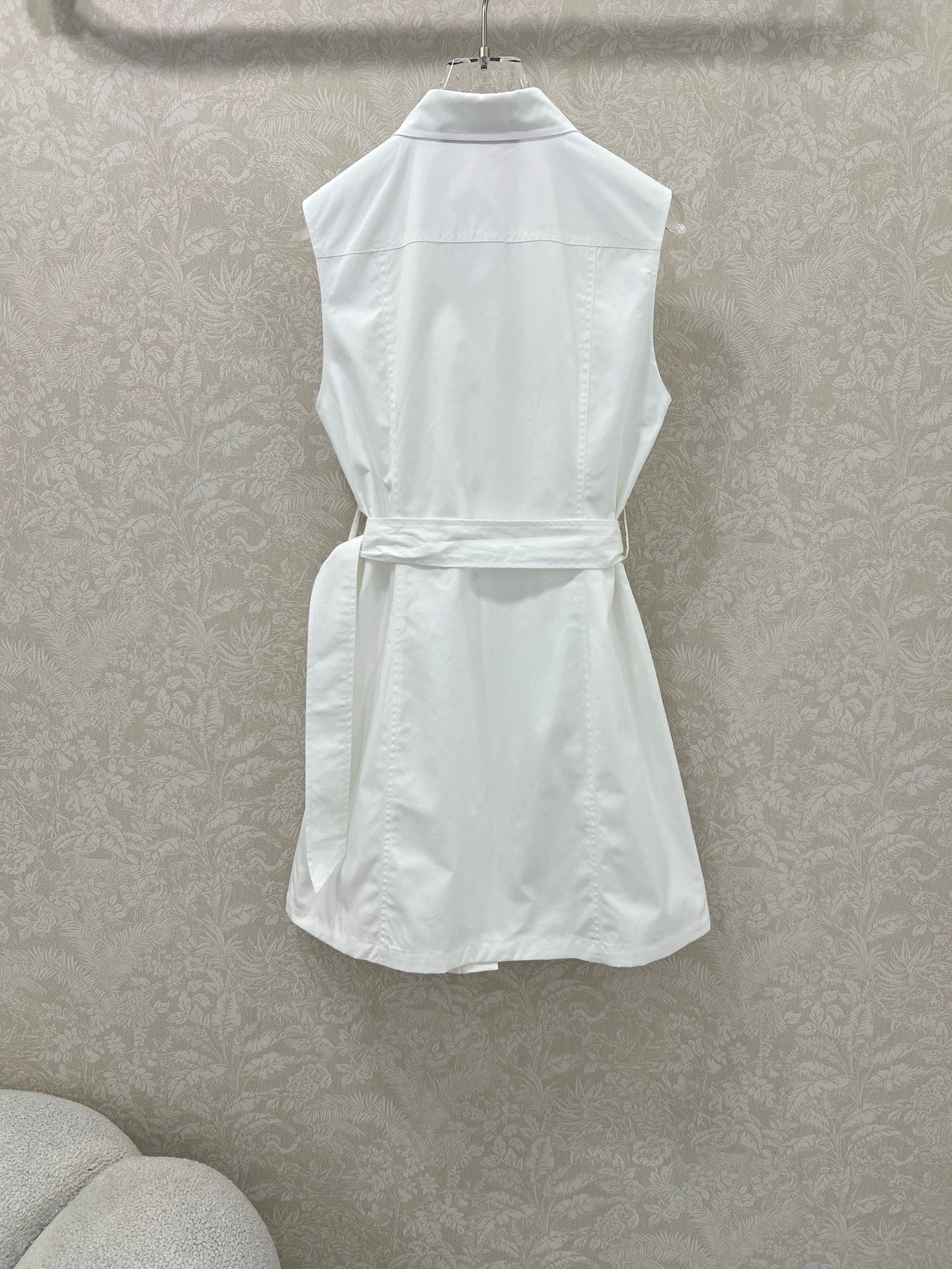 LV SLEEVELESS DRESS 272267
