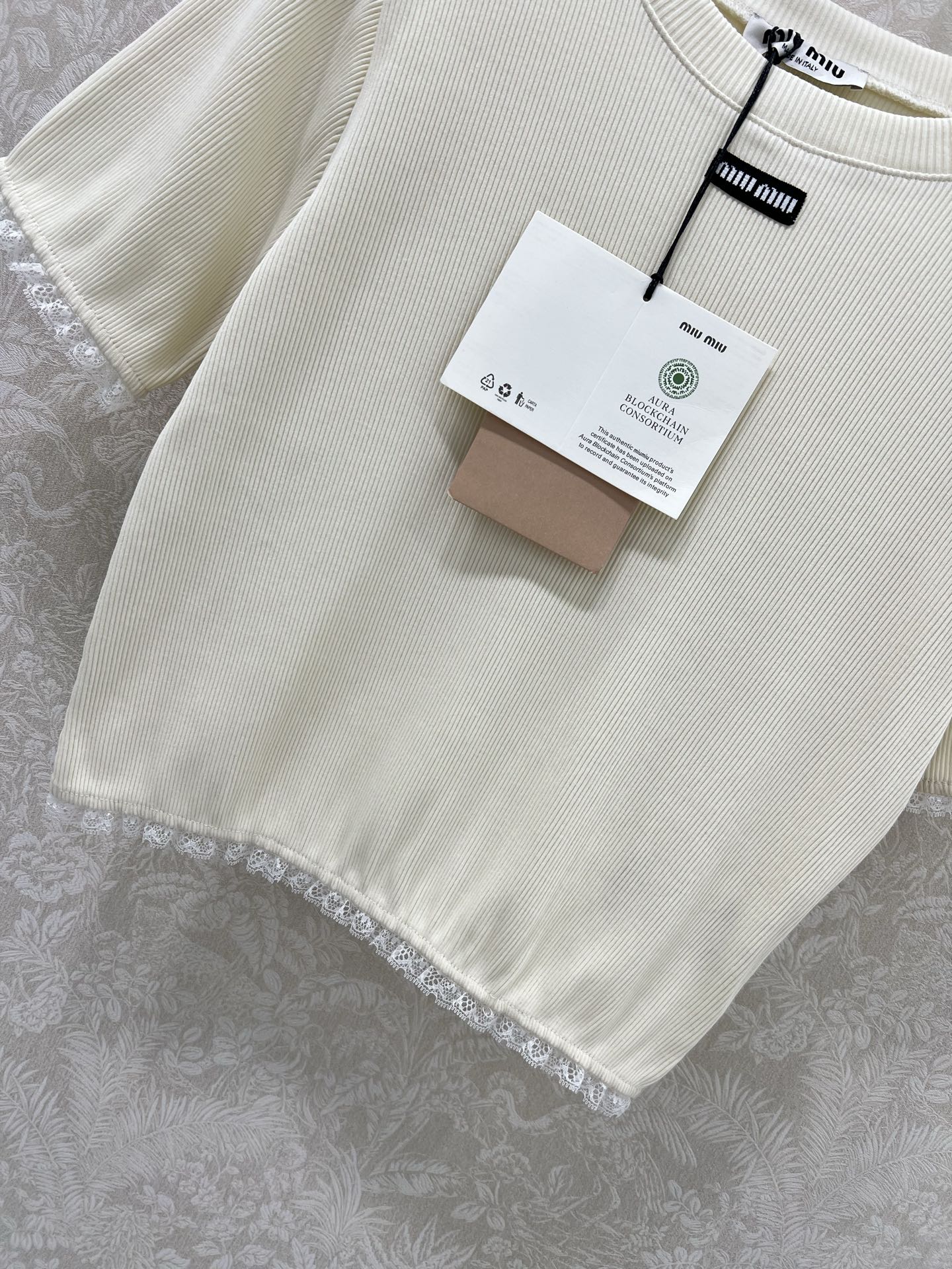 MIUMIU TEXTURED SHORT-SLEEVE LACE TOP 275100