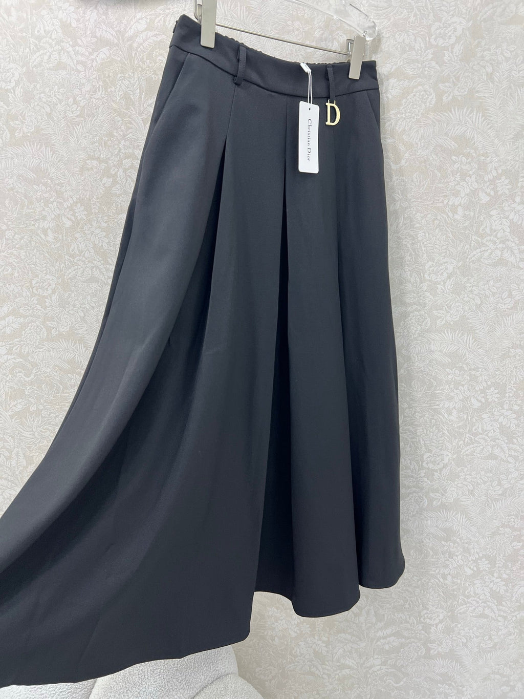 DIOR 25S PLEATED SKIRT STYLE 021
