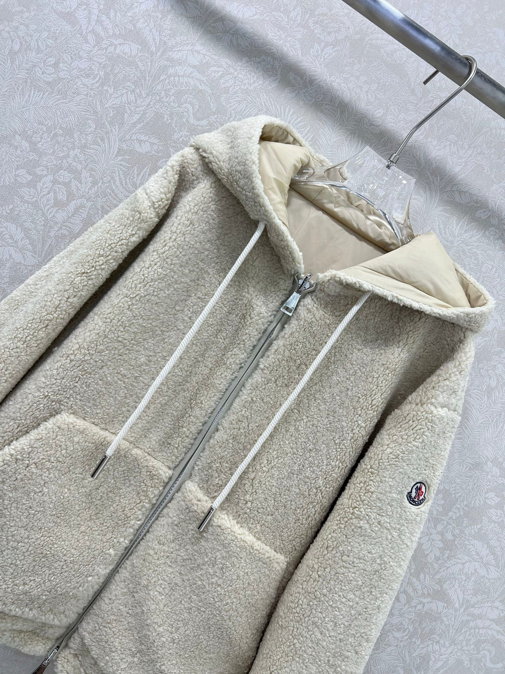 MONCLER 25S SHEARLING JACKET 302801