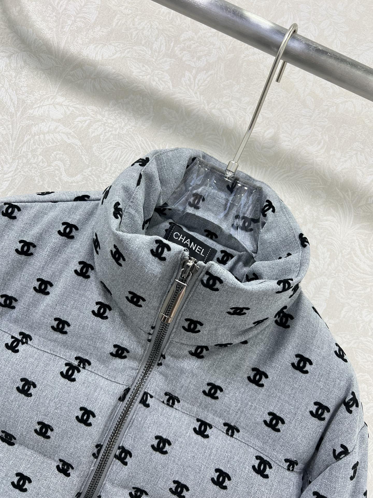CHANEL 25S DOWN JACKET 310