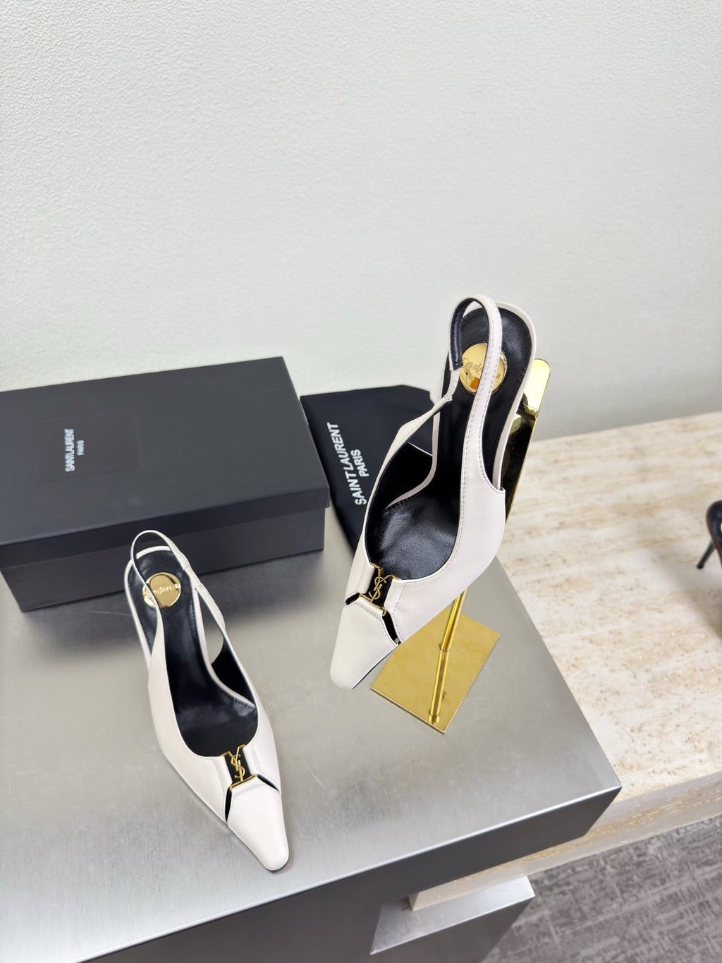 YSL 26S SLINGBACK HIGH HEELS 105 MM IN CREAM WHITE CALFSKIN