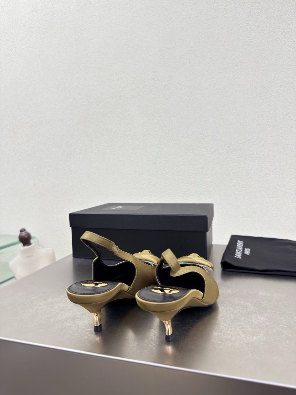 YSL 26S SLINGBACK HIGH HEELS 55 MM IN LIGHT OLIVE GREEN SATIN