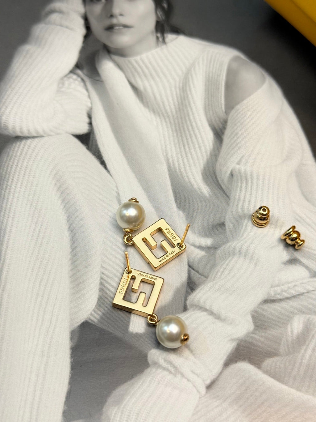 FENDI 26S FF CRYSTAL PEARL DROP EARRINGS IN GOLD TONE METAL 622862