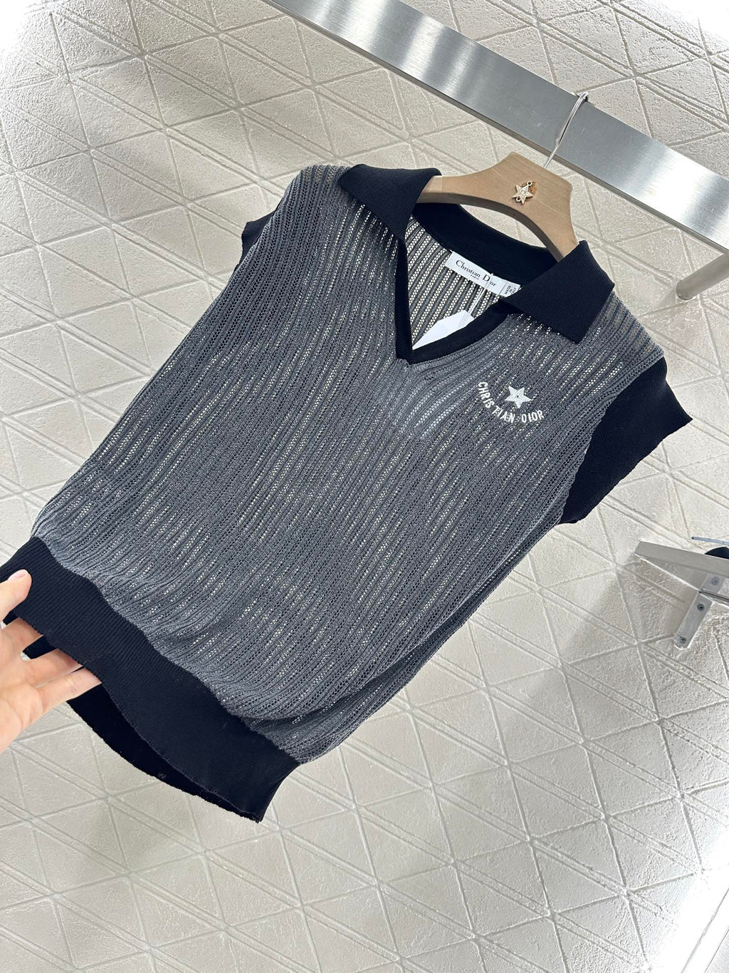 DIOR V-NECK KNIT SWEATER 276685