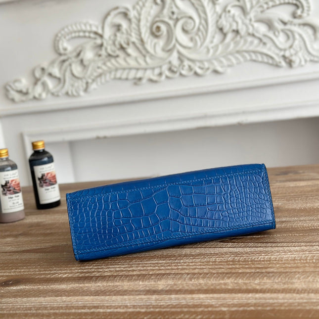 HM 26S KELLY MINI 22MM IN DARK BLUE CROC EMBOSSED CALFSKIN SILVER KELLY BUCKLE