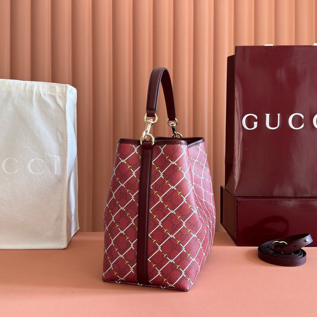 GUCCI 26S GG EMBLEM BUCKET BAG 25 IN DARK RED COATED FABRIC