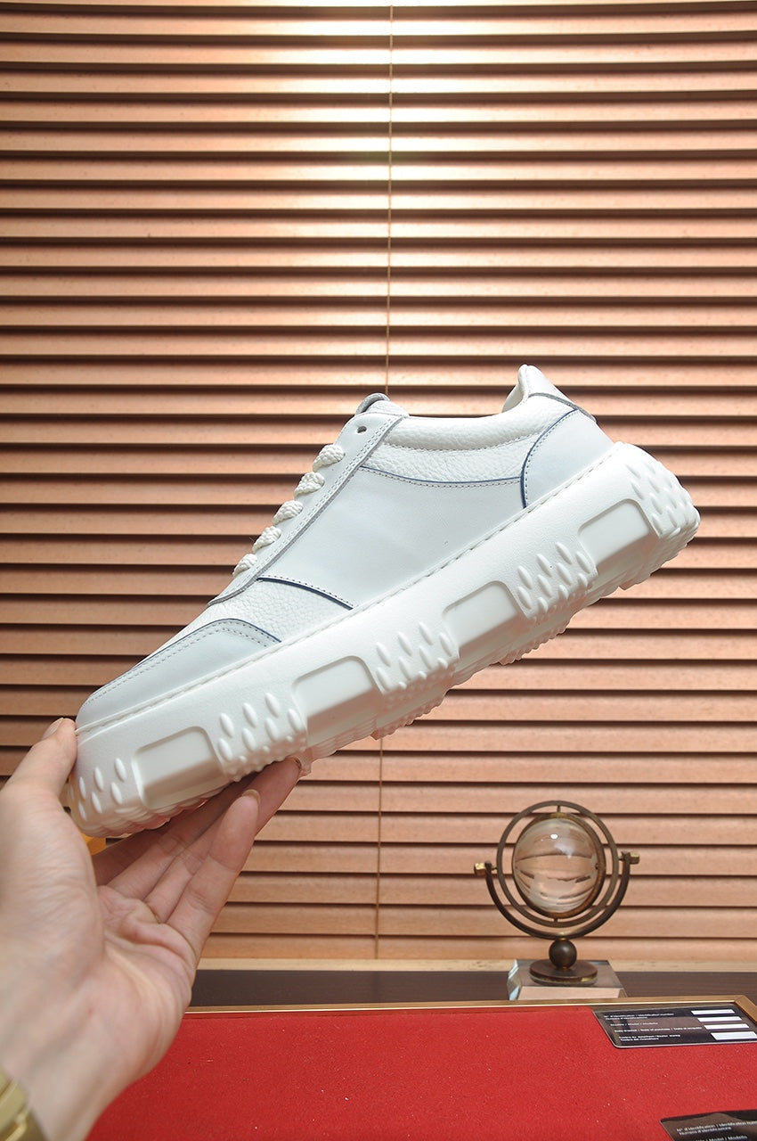 LV TRAINER WHITE MIX GREY CALFSKIN