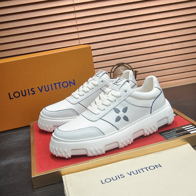 LV TRAINER WHITE MIX GREY CALFSKIN