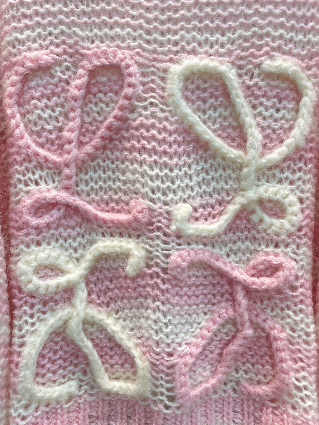 LOEWE SWEATER STYLE 222