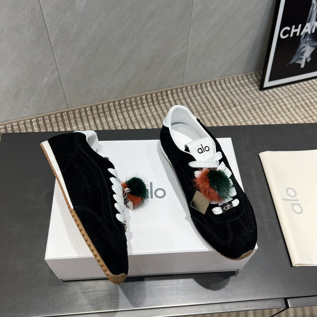 ALO 25S SUNSET SNEAKER IN BLACK SUEDE WITH PUFF CHARM
