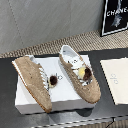 ALO 25S SUNSET SNEAKER IN SMOKY BROWN SUEDE WITH PUFF CHARM