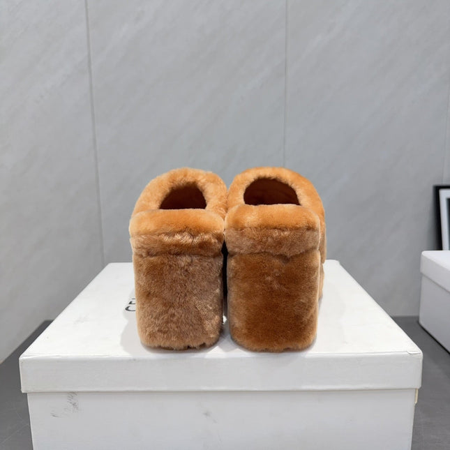 CELINE 26S HIGH-HEEL SANDALS IN BROWN PURE WOOL
