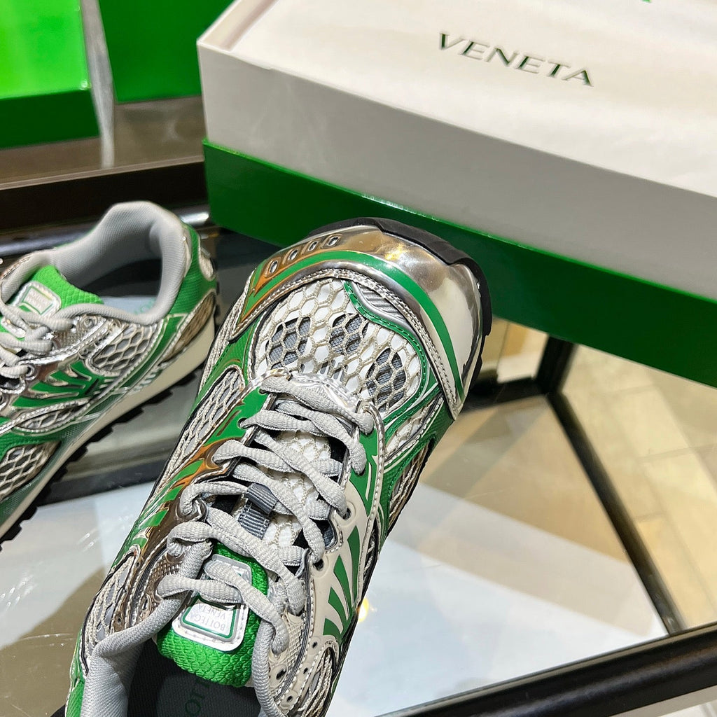 BOTTEGA VENETA 26S ORBIT SNEAKERS IN SILVER AND GREEN TECHNICAL MESH