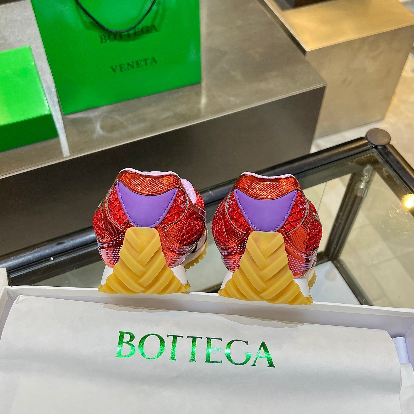 BOTTEGA VENETA 26S ORBIT SNEAKERS IN RED AND PURPLE TECHNICAL MESH