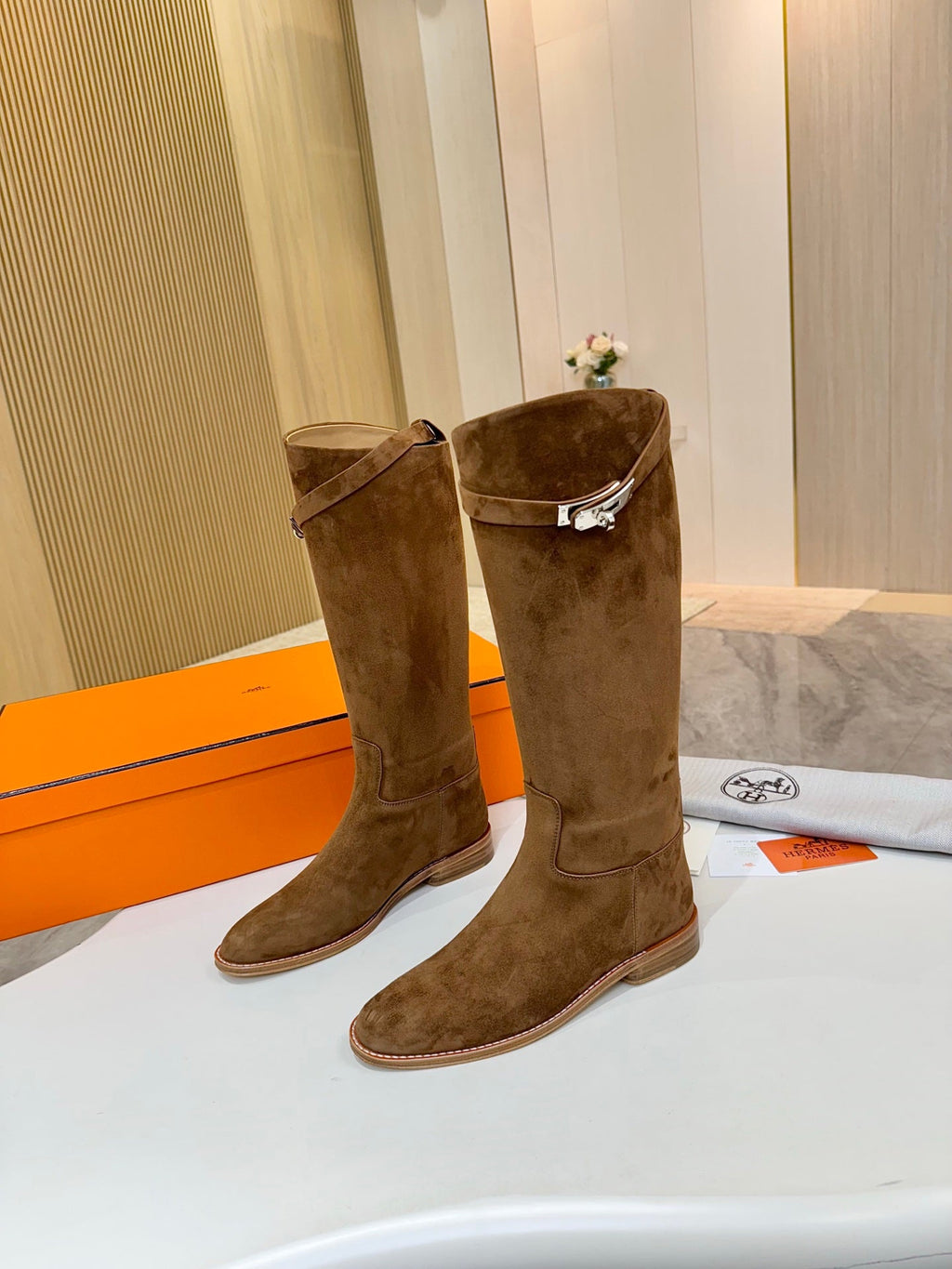 HM 25S JUMPING KNEE-HIGH BOOTS IN BROWN SUEDE WITH SILVER HARDWARE