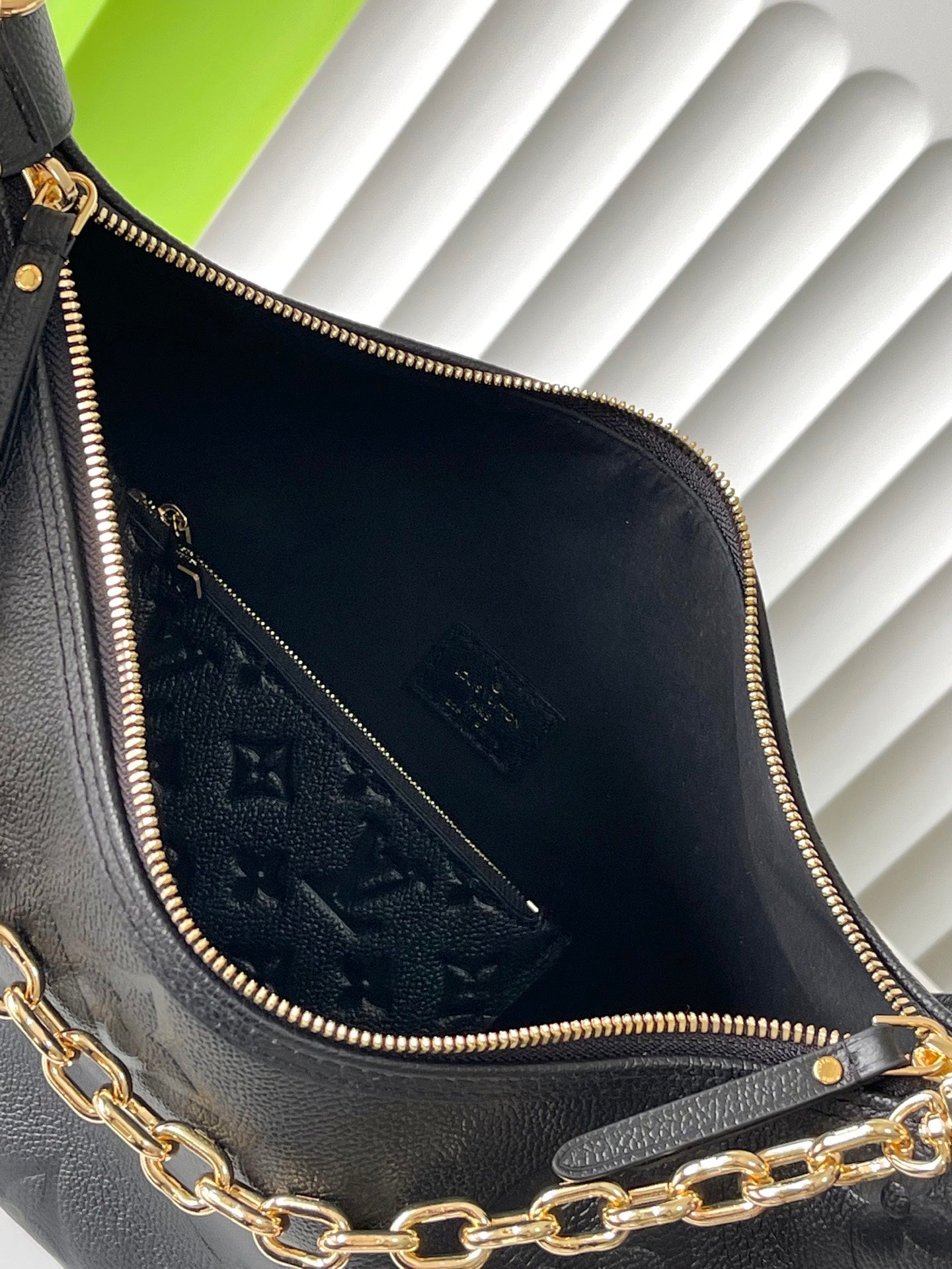 LOOP HOBO 38 BLACK MONOGRAM EMPREINTE LEATHER GOLD HARDWARE