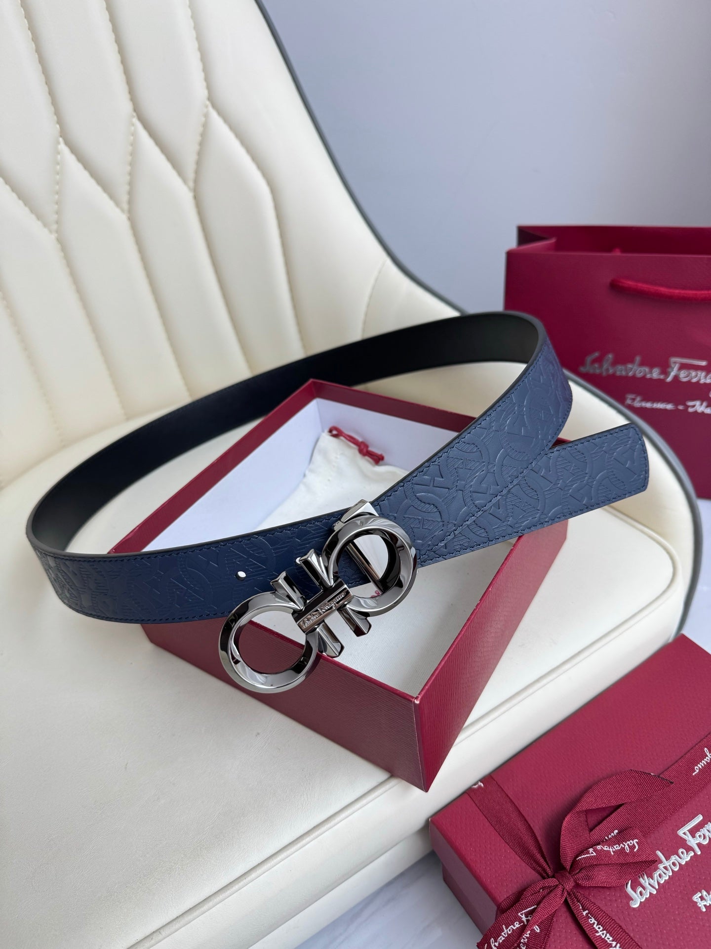 BELT 35MM IN NAVY BLUE CALFSKIN 621659