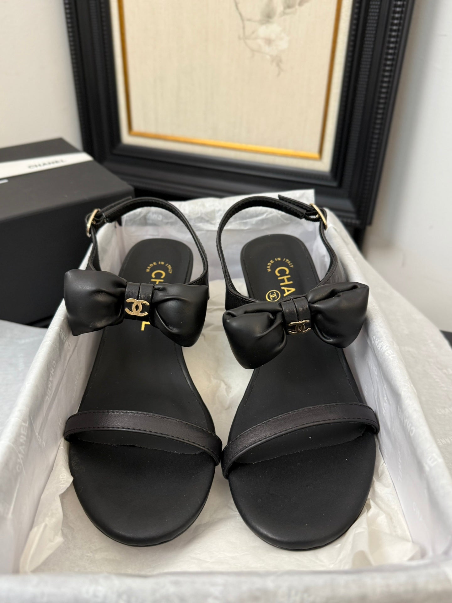 MID HEEL 45 MM SANDALS IN BLACK CALFSKIN