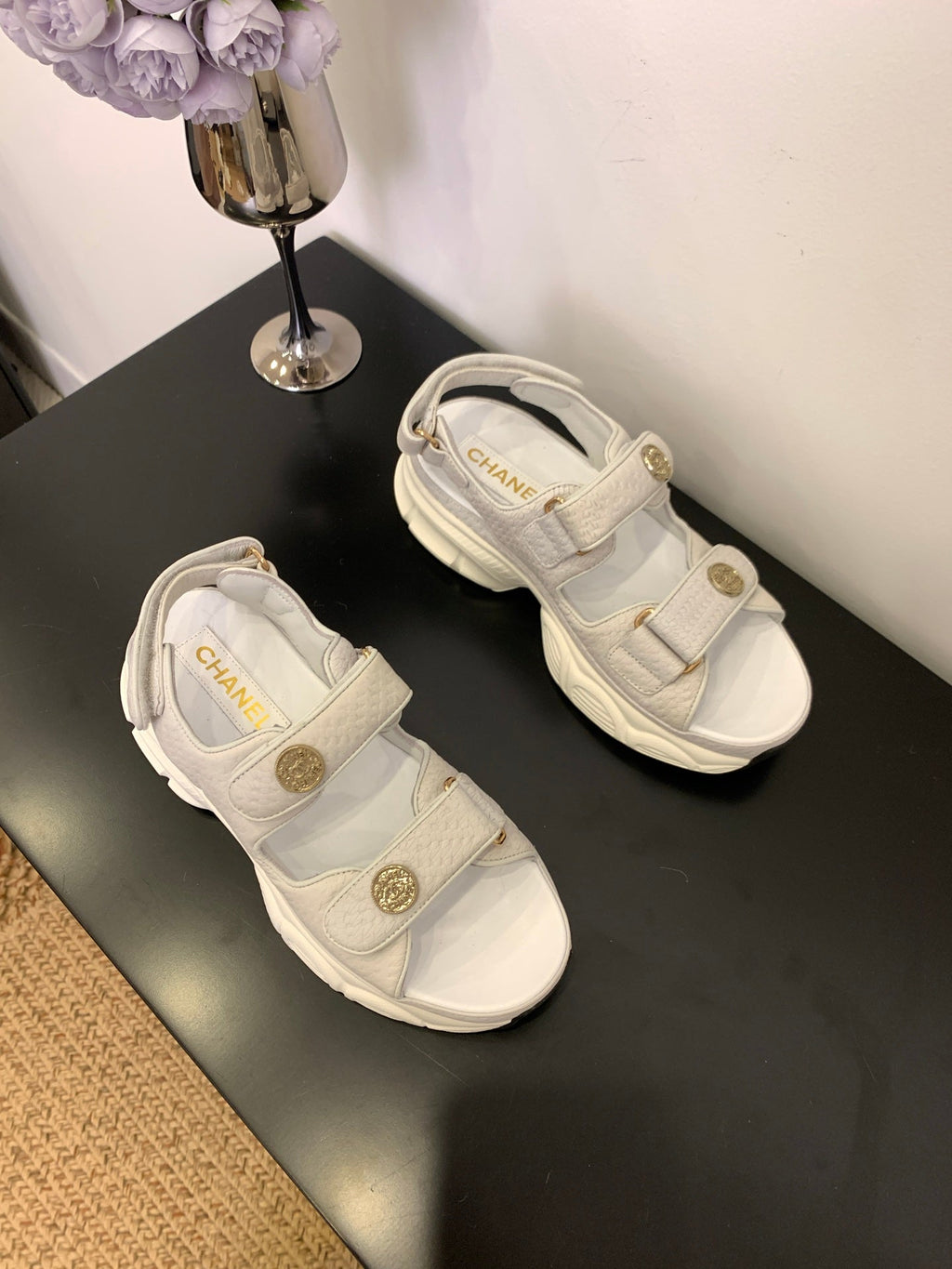 SANDAL 25S IN WHITE LAMBSKIN EMBOSED SNAKE PATTERN