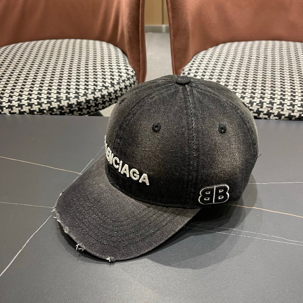 BALENCIAGA 26S BASEBALL CAP STYLE 58