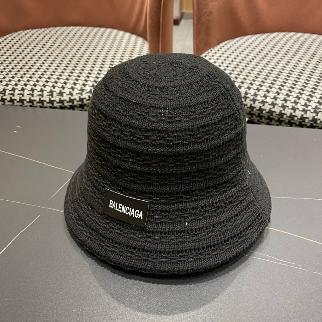 BALENCIAGA 26S BUCKET HAT STYLE 73