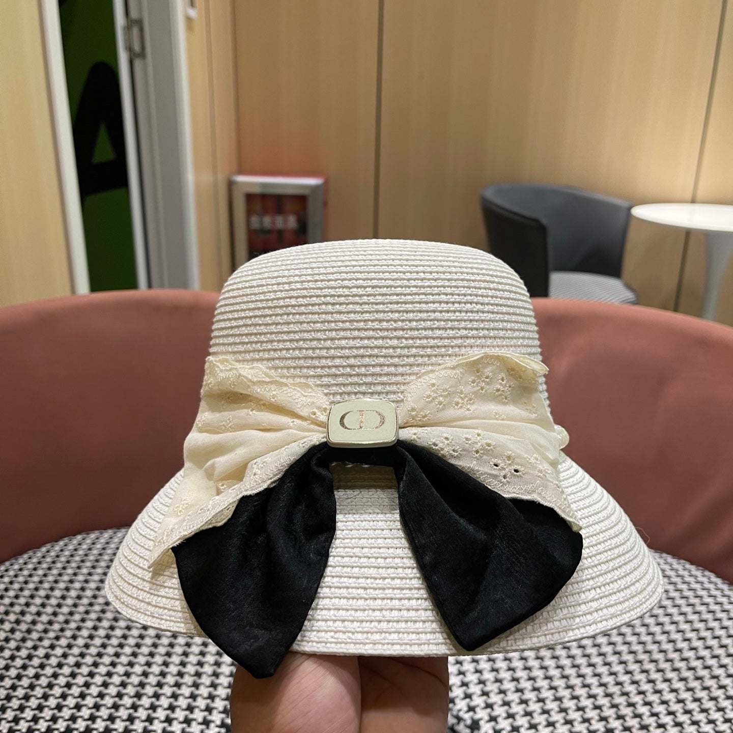 DIOR 26S STRAW HAT STYLE 102