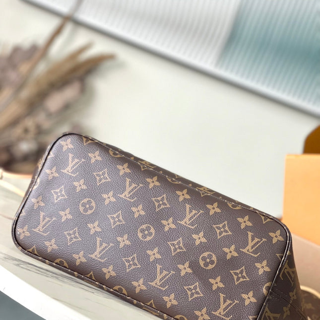 NEVERFULL MM 31 IN BROWN MONOGRAM CANVAS WITH PINK RABBIT PATCH