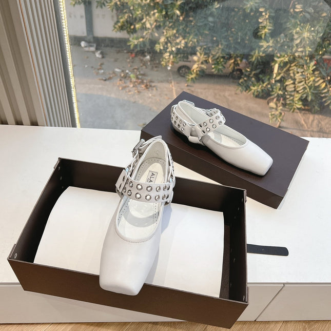 ALAIA 26S FLATS IN WHITE CALFSKIN WITH SILVER STUD STRAP