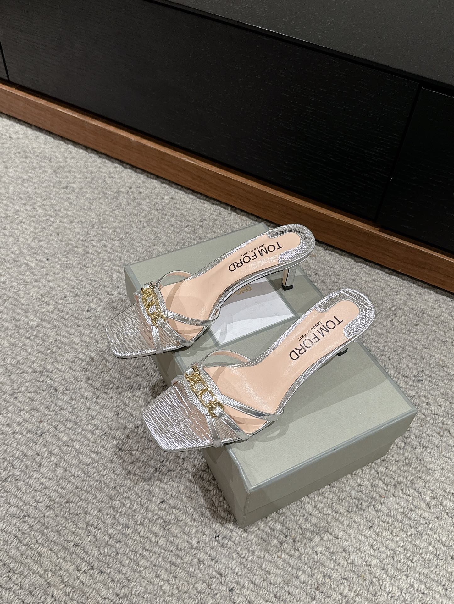 WHITNEY HIGH 6 CM MULE IN SILVER CROCODILE LEATHER