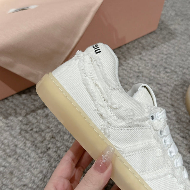 Dexun Sneaker White Canvas