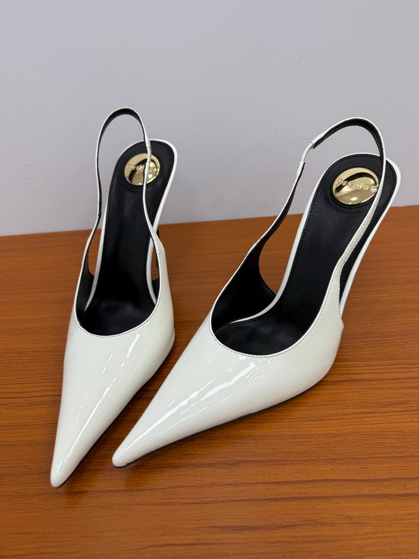 YSL 26S HEELED SLINGBACKS 100 MM IN WHITE GLOSSY CALFSKIN